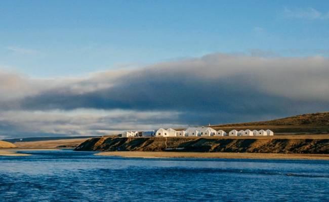 Canada: Arctic Wilderness Lodge