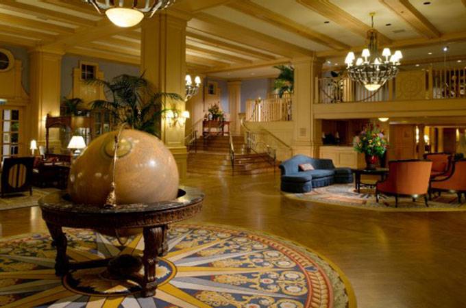 DISNEY'S YACHT CLUB RESORT